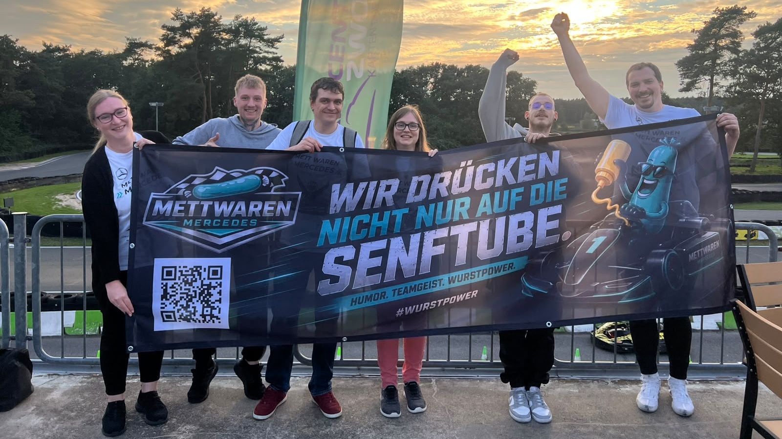 Teamfoto von Mettwaren Mercedes beim Emsbüren-Cup am 12. September 2026